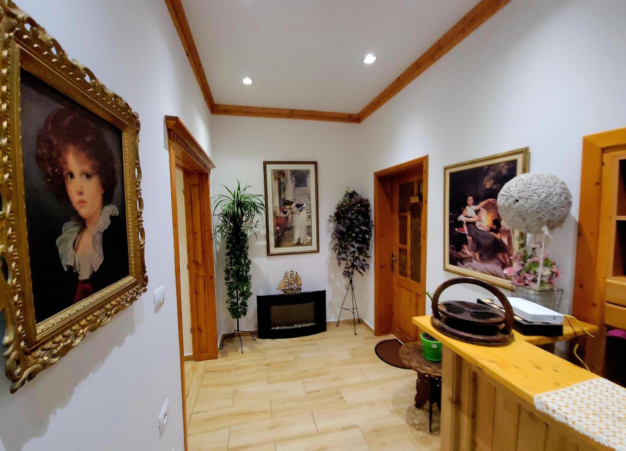 Alsara Guesthouse Gjirokastër Esterno foto